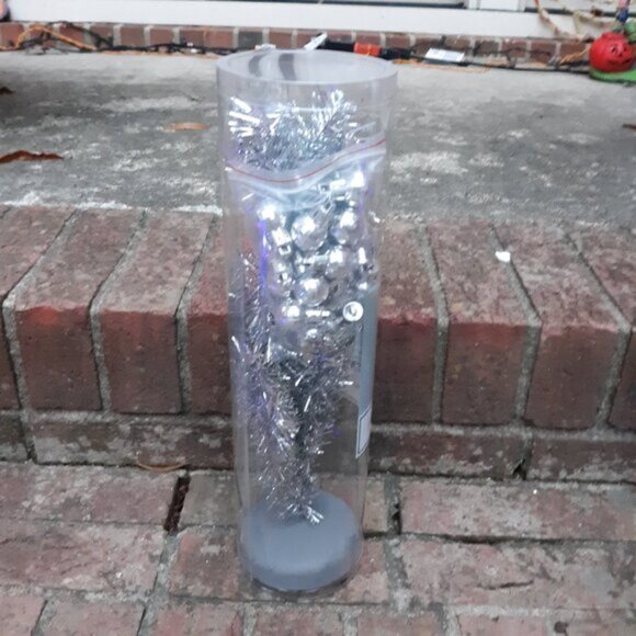 Mini Table Top 16 Inch Christmas Tree - Pink, Silver or White Includes Ornaments - Picture 7 of 12